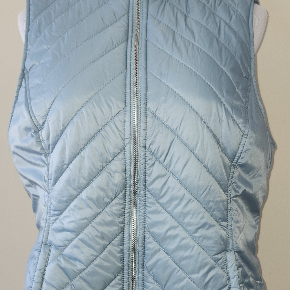 White House Black Market Light Aqua Quilted Vest
